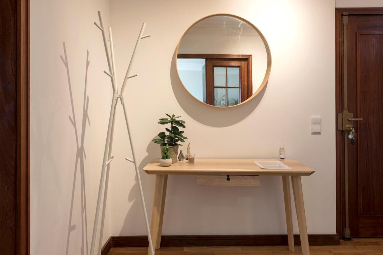Lovelystay - Charming 3Br Flat W/ Free Parking In Devesas Vila Nova de Gaia Kültér fotó