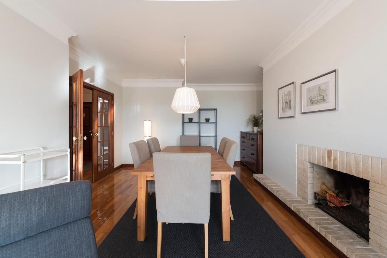 Lovelystay - Charming 3Br Flat W/ Free Parking In Devesas Vila Nova de Gaia Kültér fotó
